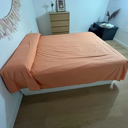 Privada En Compartido * Barcelone